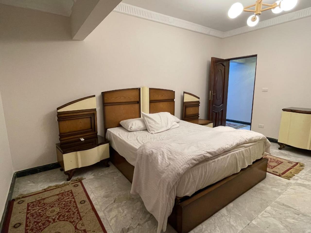 Luxury Nasr *
