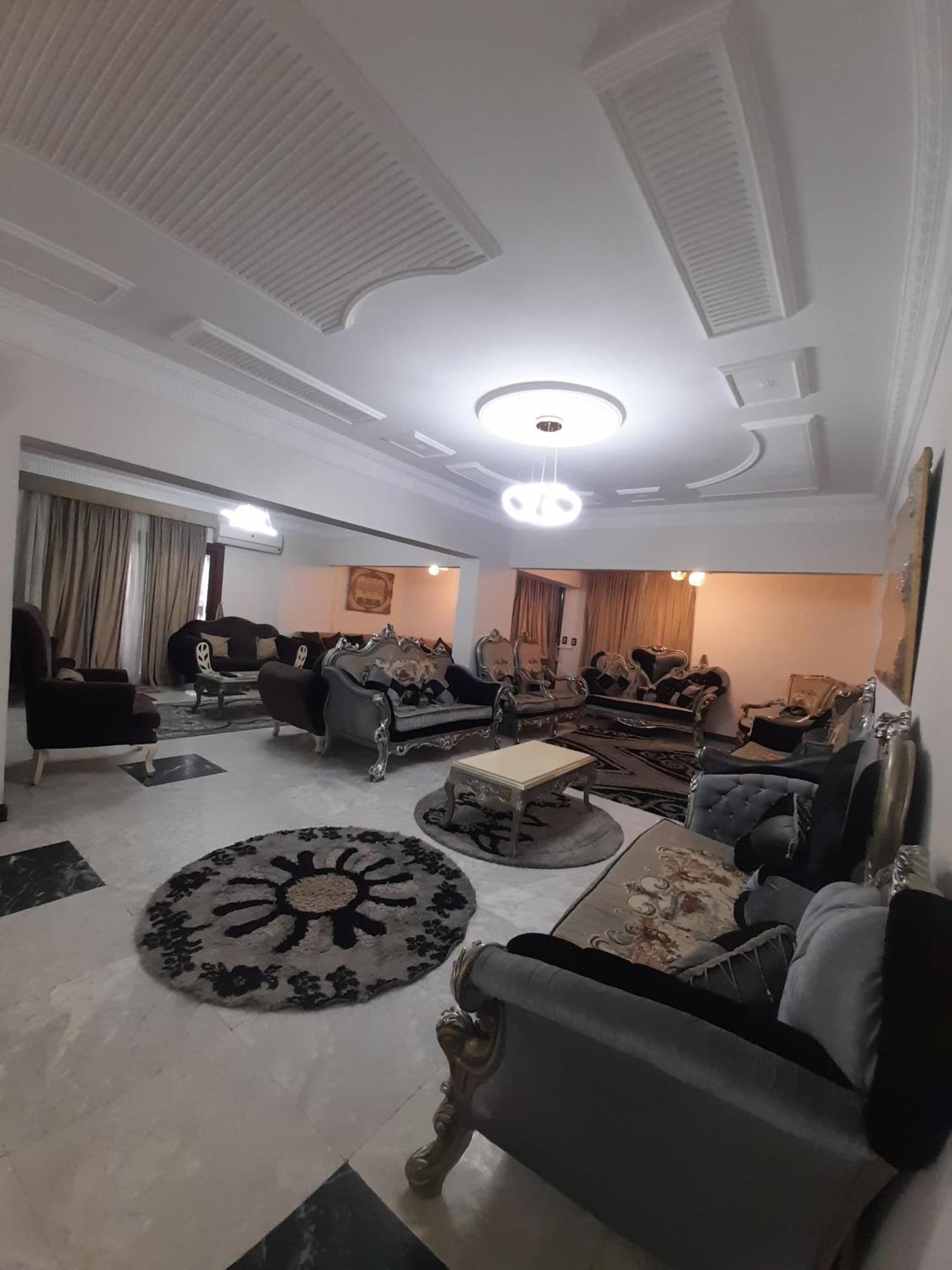 Luxury Nasr